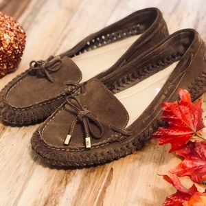 MICHAEL KORS BROWN SUEDE LOAFER FLAT SIZE 9.5